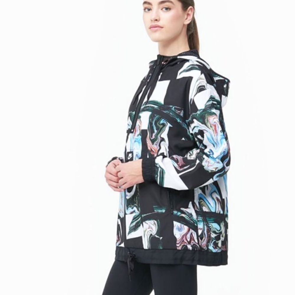 Nike swirl oil spill pull over half zip windbreaker with kangaroo pocket medium